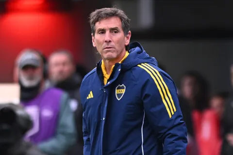 Claudio Úbeda, en la cuerda floja: la fuerte condición que le ponen en Boca para seguir como DT