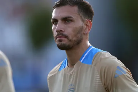 La nueva postura de Leandro Paredes con Boca en la semana clave para confirmar o no su regreso