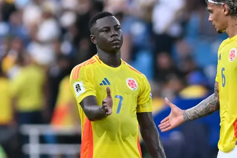 ¿Hinestroza no llega al arranque de la pretemporada? Por qué se trabó la llegada del colombiano a Boca