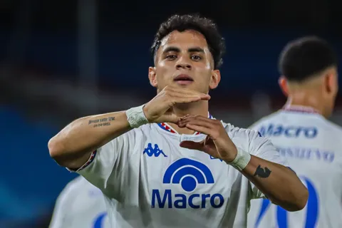 Dinero y tres jugadores: las condiciones de Tigre para venderle a David Romero a Boca