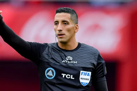 Explicaron por qué Falcón Pérez cobró el gol de Boca a pesar del reclamo de Unión