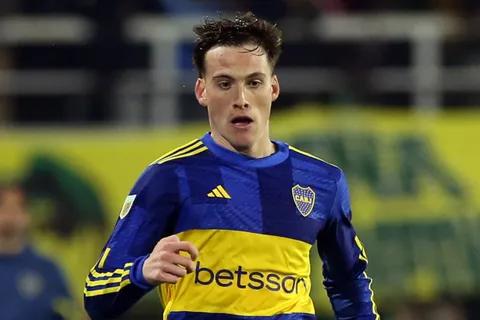 Sin lugar con Gago en Boca, Jabes Saralegui tiene ofertas de Uruguay y del fútbol de Brasil