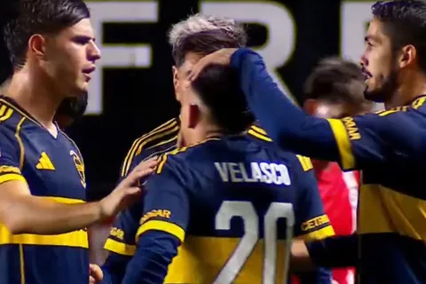 ¿Qué pasó? El fuerte reproche de Velasco a Battaglia en pleno campo de juego