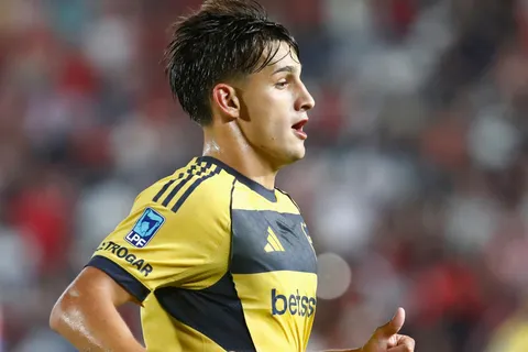 Iker Zufiaurre puede darle a Boca un cupo extra para incorporar en el mercado de pases