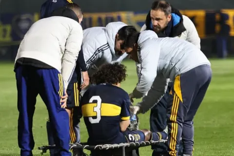 Triste noticia: un juvenil de Boca se rompió los ligamentos en el Superclásico de Reserva