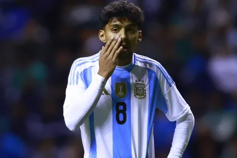 La historia de Cristian Medina, el volante que disputará los Juegos Olímpicos con la Selección Argentina
