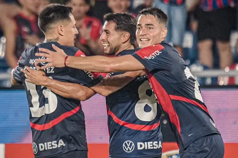 Festejó a lo Riquelme: Araujo salió de Boca y ahora metió al Cerro Porteño de Diego Martínez en la Copa Libertadores