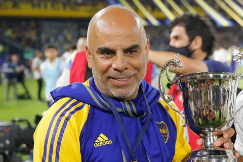 Por qué Mauricio Serna volvió al Predio de Ezeiza un mes después de haber renunciado en Boca