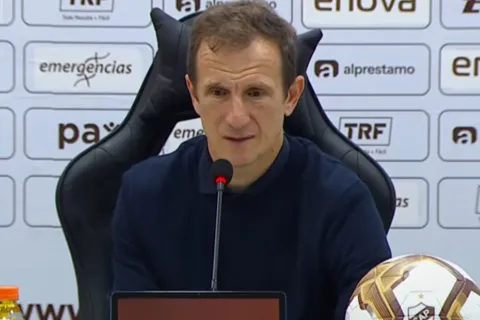 Arruabarrena bancó a uno de los criticados de Boca: "Nos va a dar alegrías"