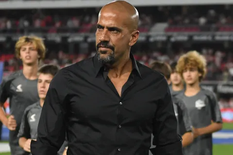 La insólita frase de Verón sobre el pase de Cristian Medina a Estudiantes que descolocó a Boca: "No tengo ni idea"