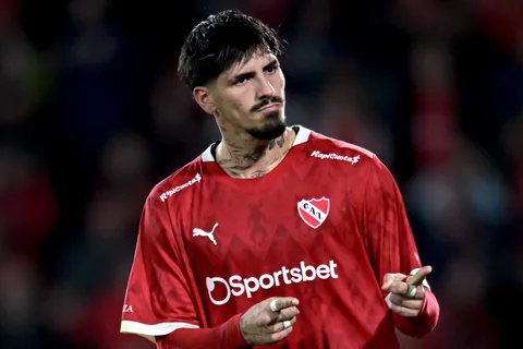 La historia de Kevin Lomónaco que preocupa en Independiente e ilusiona a Boca