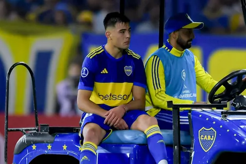 ¿Boca va por un central? La postura del Consejo de Fútbol tras la nueva lesión de Anselmino