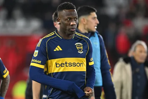 ¿Se va de Boca? El guiño que recibió Luis Advíncula de Alianza Lima: "Hay interés"
