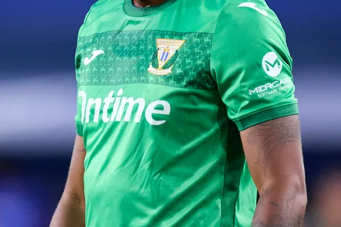 Renato Tapia reconoció que rechazó ir a Boca en el último mercado de pases