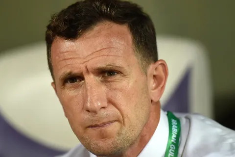 Arruabarrena quiere incluir a los juveniles de Boca: ya trabaja en conocerlos a fondo