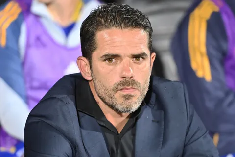 Frank Fabra perdió terreno en Boca para Fernando Gago: "Lo notan desganado"