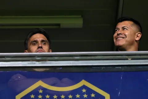 El detalle distintivo de Almirón en la primera práctica: "Siempre hace eso"