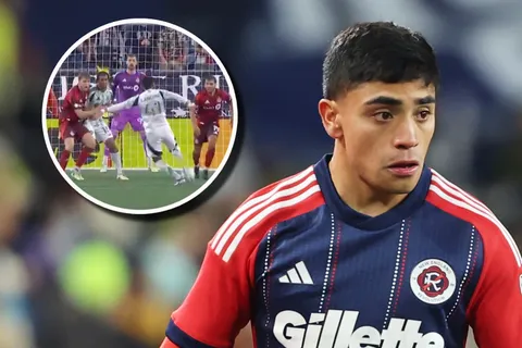 El gol de Langoni en New England