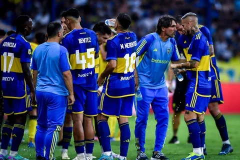 Diego Martínez piensa en el equipo vs. Belgrano