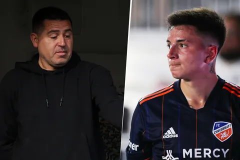 Juan Román Riquelme y Álvaro Barreal