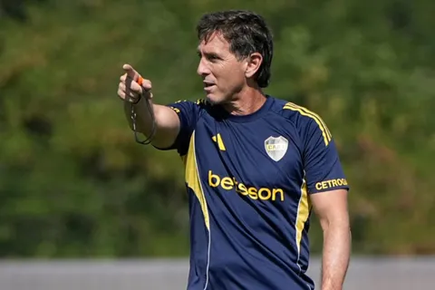El equipo que piensa Úbeda en Boca para recibir a Barcelona de Ecuador