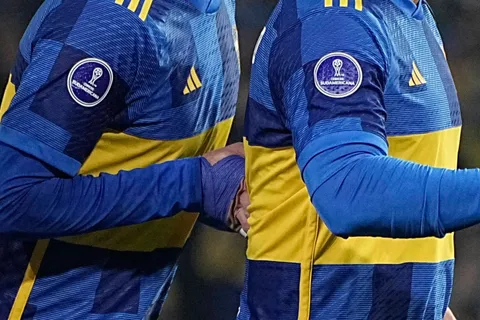 Diego Martínez probó la posible dupla central titular de Boca para jugar contra San Lorenzo