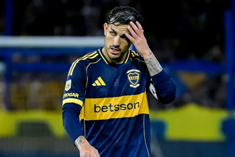 El Beto Márcico criticó a Paredes por su reacción al cambio de Zeballos: "No me gustó"