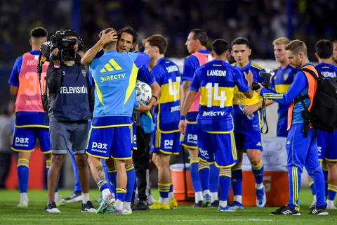 Cavani será el capitán de Boca vs. Racing