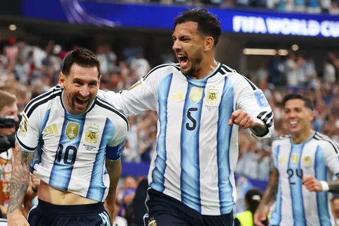 Leandro Paredes igualó un registro de Tevez y Bentancur tras jugar su segundo Mundial