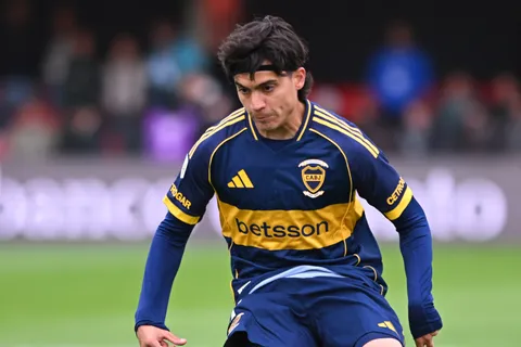 Zeballos reveló el comentario de Medina que lo sorprendió en Boca-Estudiantes: "Me puteó, jaja"