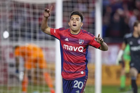 Alan Velasco, delantero del Dallas