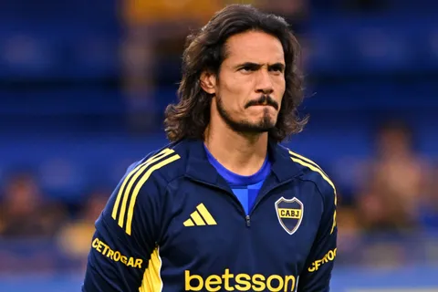 La sorpresiva decisión de Úbeda con Edinson Cavani para el próximo partido de Boca