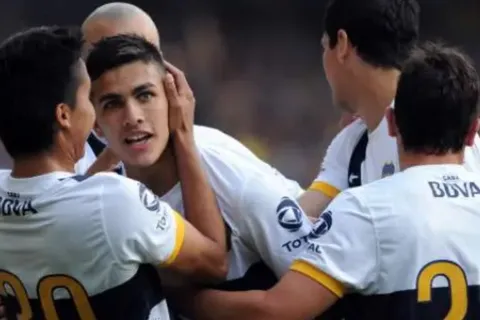 Santiago Silva, el ex Boca que se reencontró con Leandro Paredes en el predio de la Selección Argentina