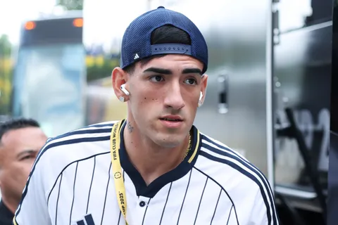 ¿No tiene margen? Lautaro Di Lollo es figura en Boca y tiene un gran presente, pero no es indiscutido para Russo