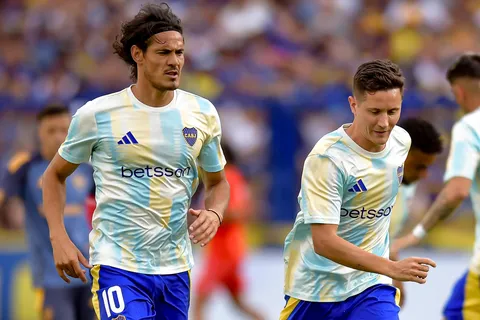 Edinson Cavani y Ander Herrera en Boca