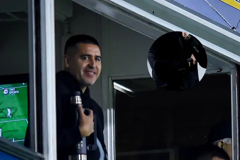 Revelaron que Gago quiere recibir el llamado de Riquelme: "Es el momento adecuado"