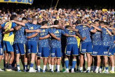 ¿Qué pasa con Juan Ramírez en Boca? De titular a no ser ni alternativa en el banco de suplentes