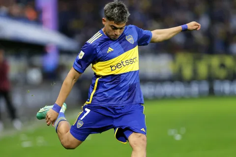 Zeballos se rompió los ligamentos: cuándo lo operan, cuánto tiempo demorará su recuperación y cuándo volvería a jugar