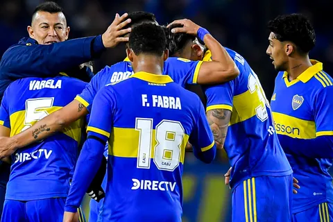No juega hace casi un mes: el jugador que Almirón quiere recuperar