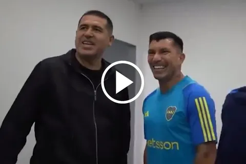 La confesión de Riquelme a Gary Medel en la intimidad de Boca Predio: "A veces me dan ganas"