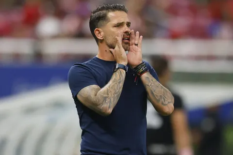 El esquema que más le gusta a Gago podría beneficiar a dos jugadores del plantel de Boca: "Son fundamentales"