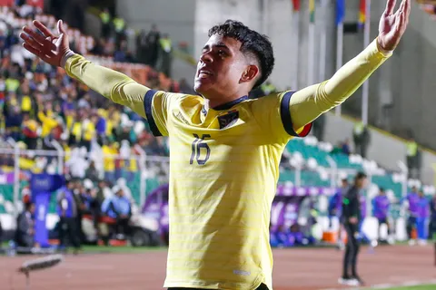 Quién es Kendry Páez, el rival de Boca en la Copa Sudamericana que le tiró un caño a Rodrigo De Paul