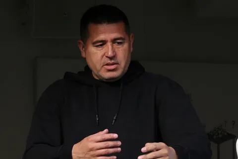 Por qué la "Ley Mastantuono" puede ser clave para que Boca se quede con Jhohan Romaña