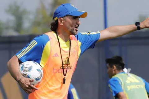 Apareció una foto de la libreta de Diego Martínez y un detalle sorprendió a los hinchas de Boca