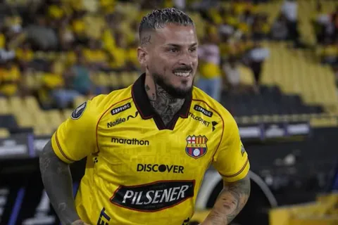 Cómo le está yendo a Darío Benedetto en Barcelona de Ecuador y cómo llega al duelo especial contra Boca