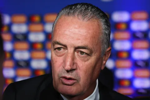 Gustavo Alfaro, entrenador de Costa Rica