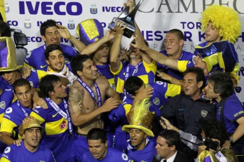 Fueron campeones en Boca: Nicolás Colazo jugará en Quilmes y lo dirigirá Leandro Gracián