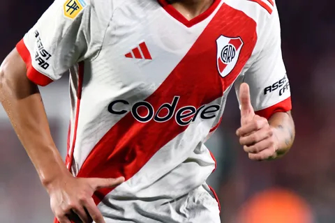 Pinino Más, ídolo de River, juega con fuego: "No me preocupa Cavani"