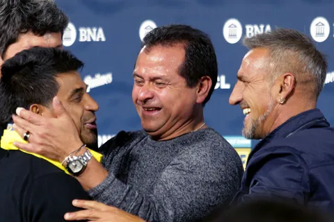 "Causa gracia": la irónica respuesta de Cascini sobre Ibarra