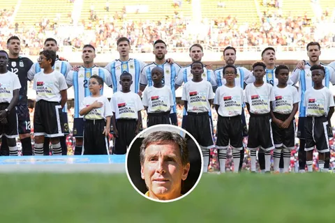 Kevin Mac Allister banca a Úbeda en Boca: "No se complica, hace las cosas simples"
